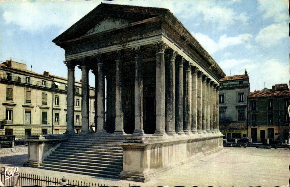 Templo da Sabedoria — Lyon — Lumicap - Frente