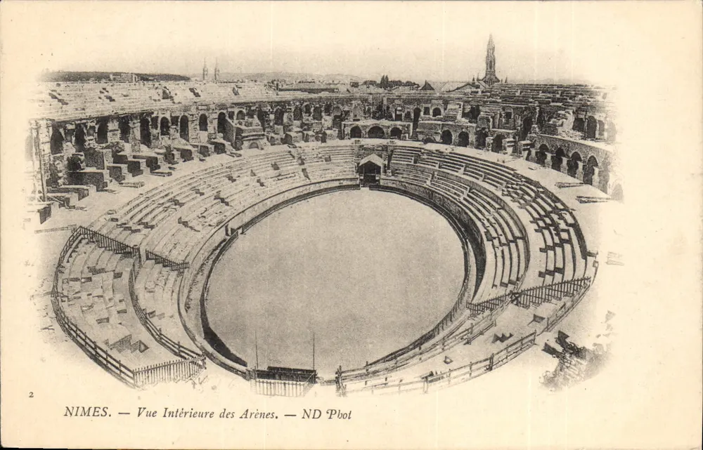 Nîmes — Visão Interna das Arenas — ND Pbol - Frente
