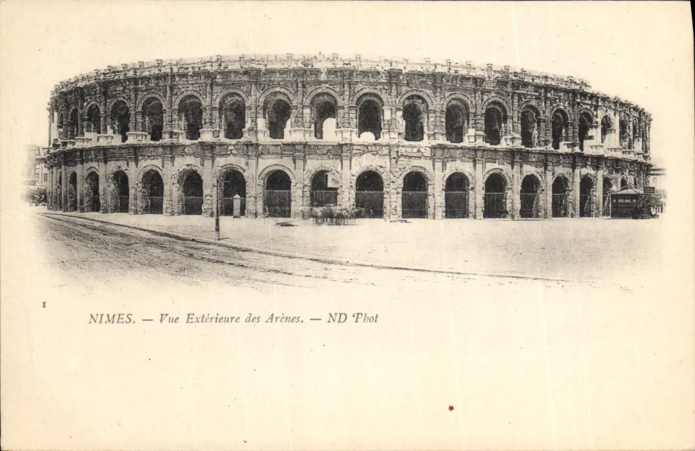 Nîmes — Aussicht von den Arenen — ND Phot - Vorderseite