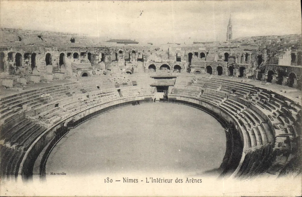 Nîmes - O Interior das Arênes — Fototipo L. Jacou — Marselha — n° 180 - Frente