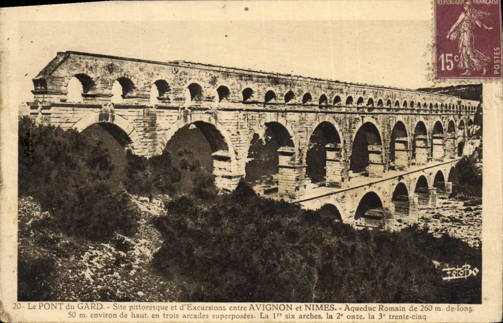 Die BRÜCKE von GARD — Landschaftlich reizvolles Ausflugsziel zwischen AVIGNON und NIMES — 260 m langer römischer Aquädukt — künstlerische Ausgabe « IDÉALE » - Vorderseite
