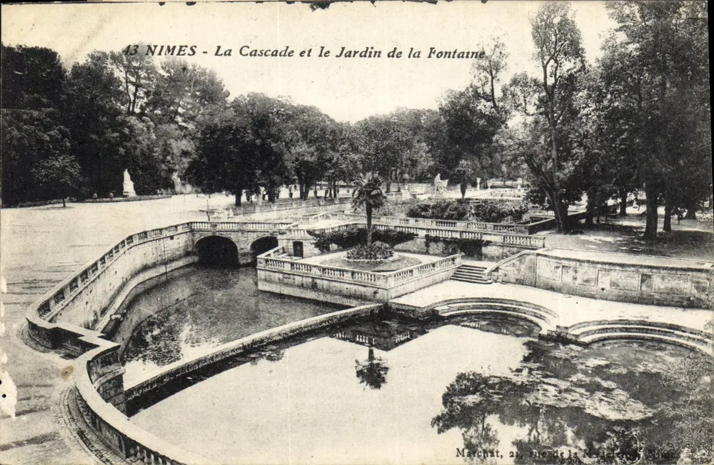 Nîmes - Die Wasserfall und der Garten der Fontaine — Machat, 2. Auflage der Republik - Vorderseite