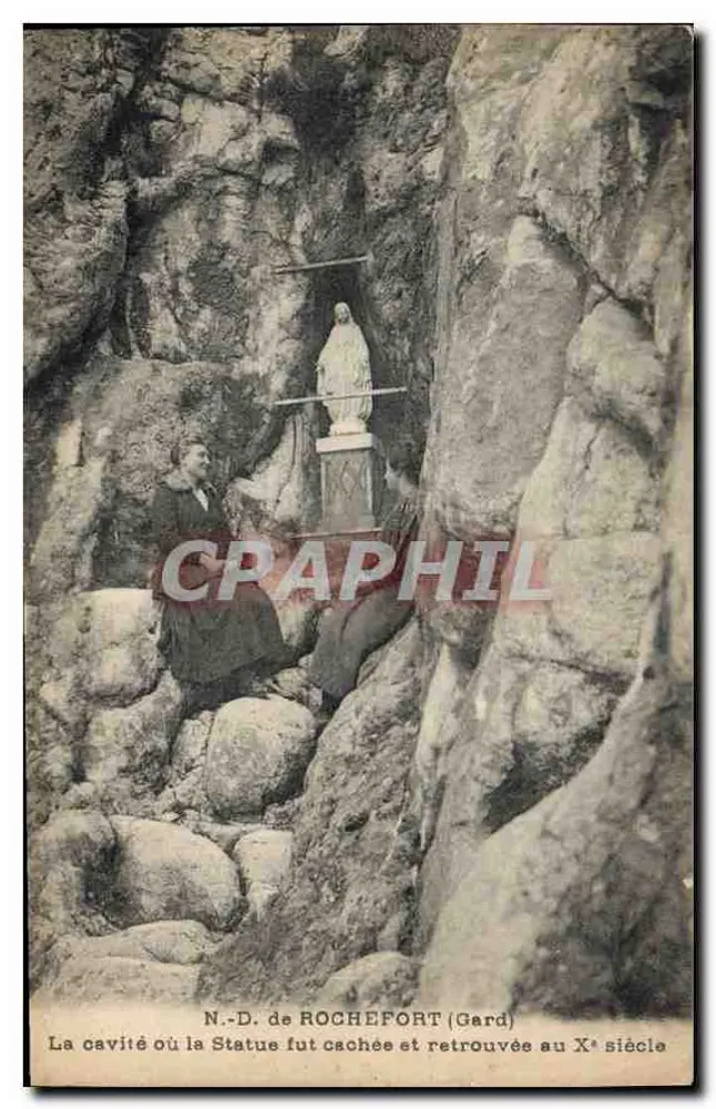Notre-Dame von ROCHEFORT (Gard) — Die Höhle, in der die Statue im 10. Jahrhundert versteckt und wieder gefunden wurde - Vorderseite