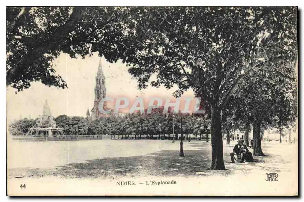 Nîmes — A Esplanada - Frente