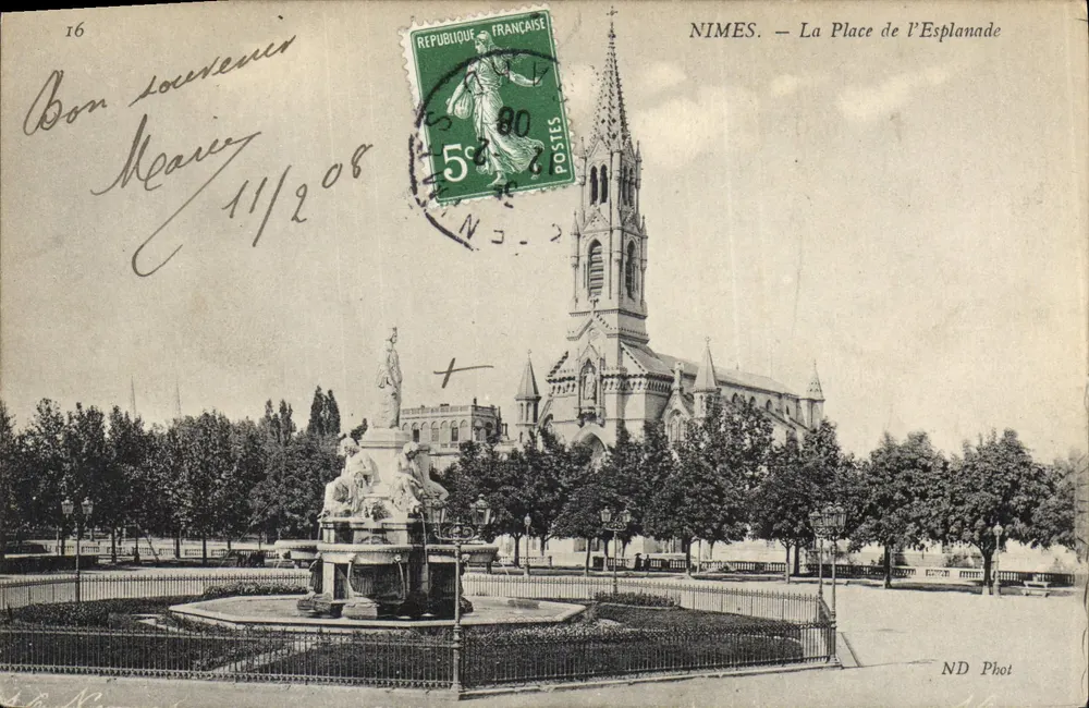 Nîmes — A Praça da Esplanada — ND Phot, n°16 - Frente