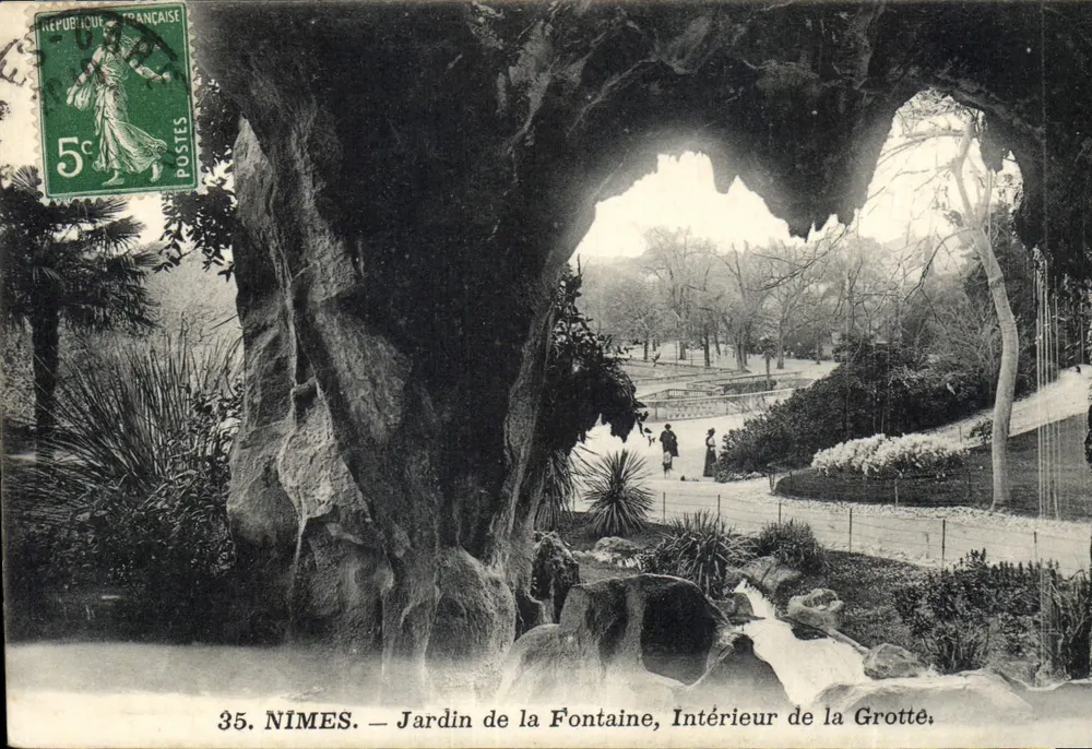 Nîmes — Garten der Fontaine, Innenraum der Höhle — Phototypie d'Art et d'Industrie du Sud-Ouest, Toulouse - Vorderseite