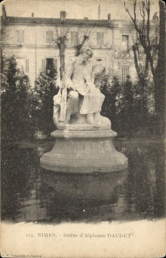 Nîmes - Estátua de Alphonse Daudet — editada por C. Chalon-saône, n° 125 - Frente
