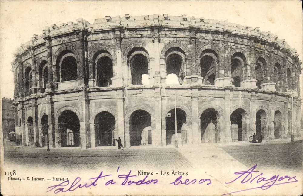 Nîmes - Les Arènes — amphithéâtre antique — Phototyp. E. Lacour — Marseille — n° 1198 - Frente