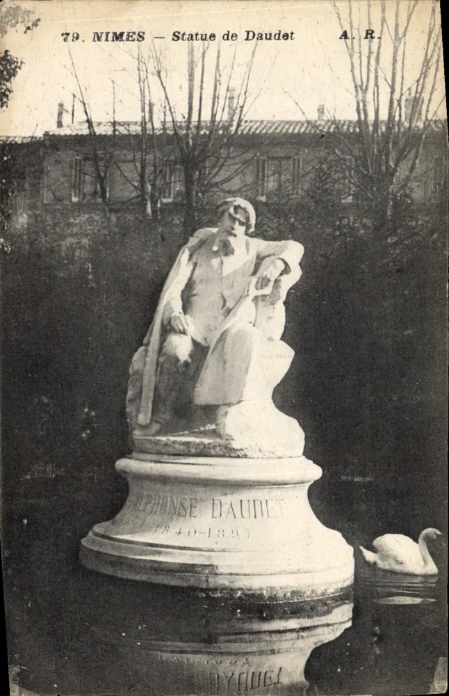Nîmes — Estátua de Daudet — A.R. - Frente