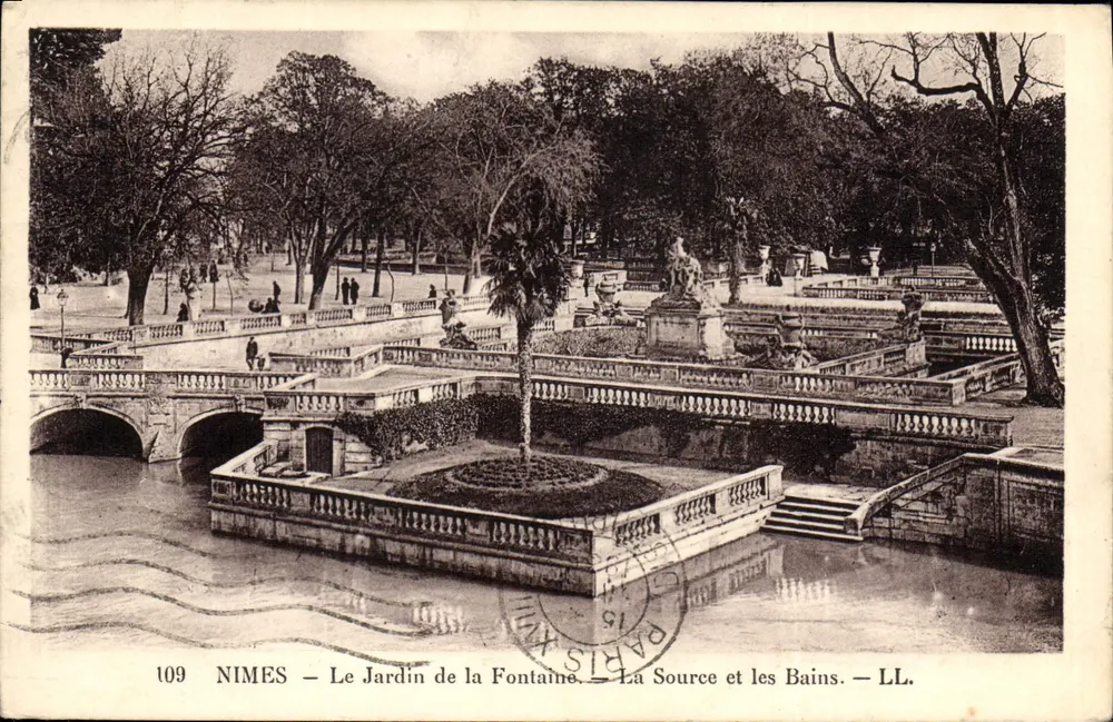 NIMES — Le Jardin de la Fontaine — La Source et les Bains — LL. — Nr. 109 - Vorderseite