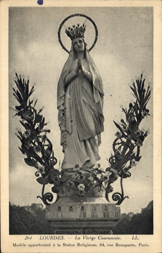 Lourdes — Die gekrönte Jungfrau — LL. 264 — Modell der religiösen Statue, 64 rue Bonaparte, Paris - Vorderseite