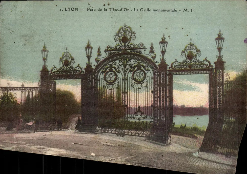 LYON — Park der Tête-d'Or — Das monumentale Tor — M. F. - Vorderseite