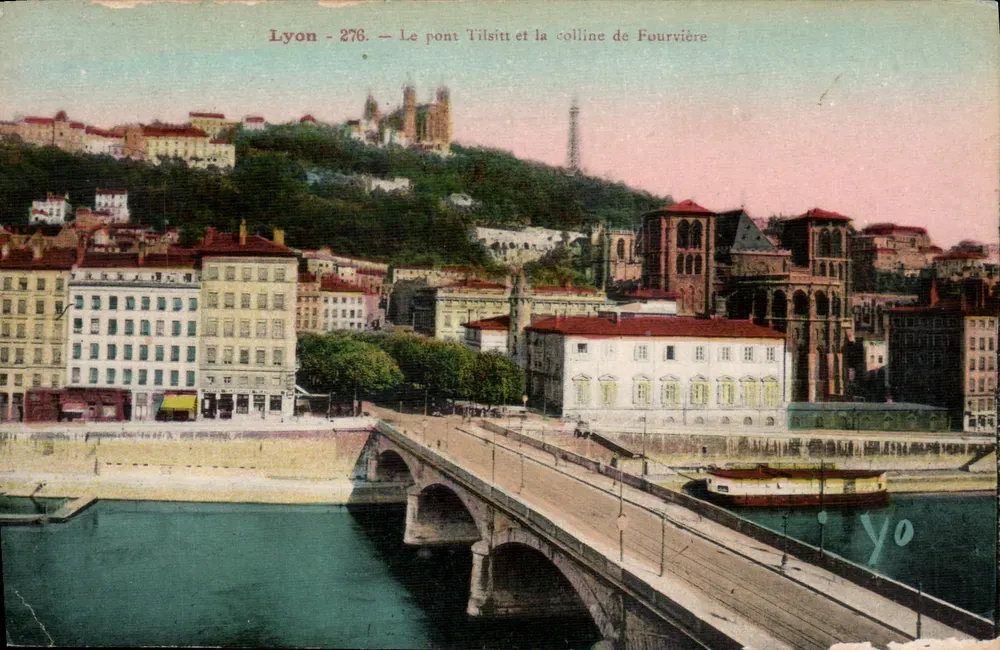 Lyon - 276. — Il ponte Tilsitt e la collina di Fourvière - Recto