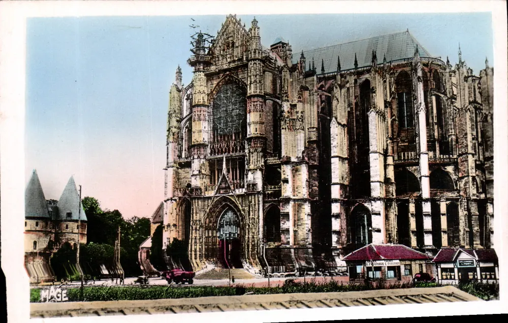 Beauvais — Kathedrale und Türme des Palasts der Justiz — G. REANT, Paris - Vorderseite