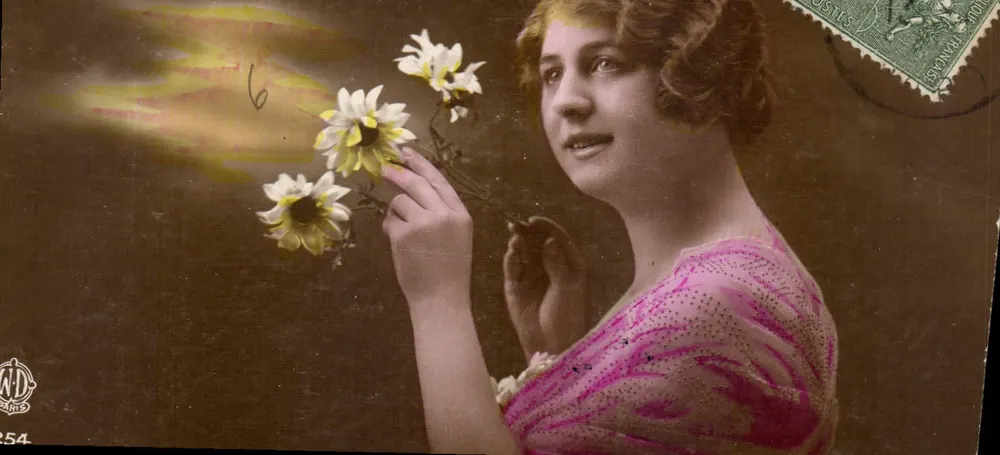 Jovem mulher segurando flores — editor WD, Paris, n° 254 - Frente