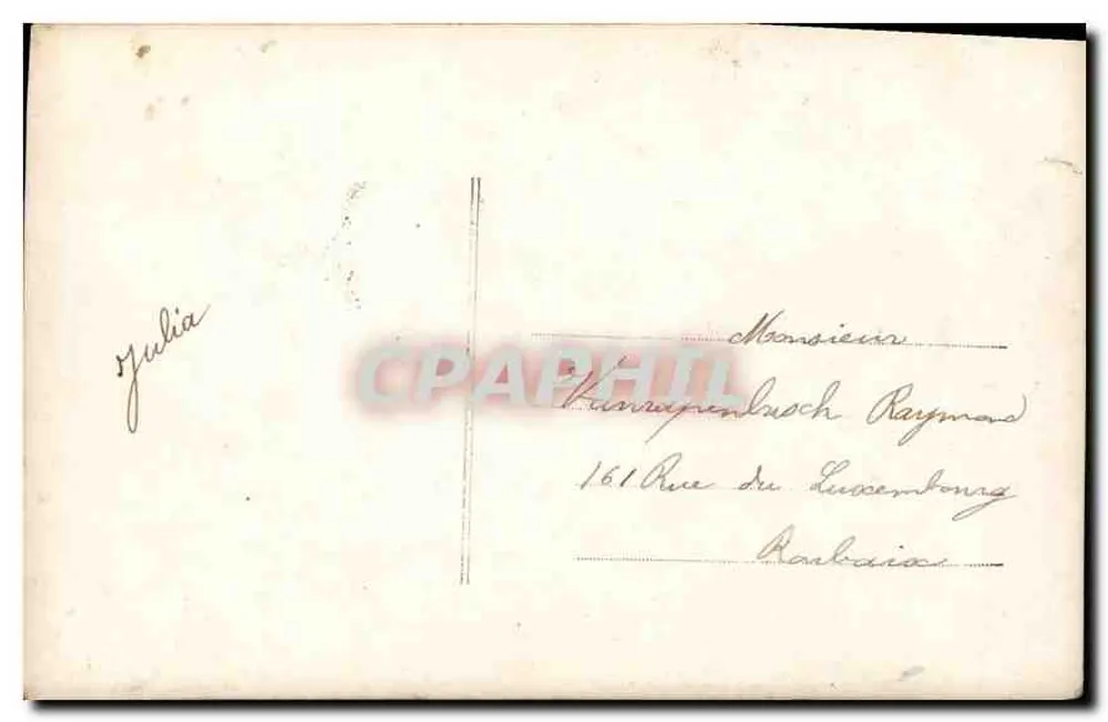Jovem mulher em vestido florido — retrato de estúdio — LPV, Paris, n°554 - Verso