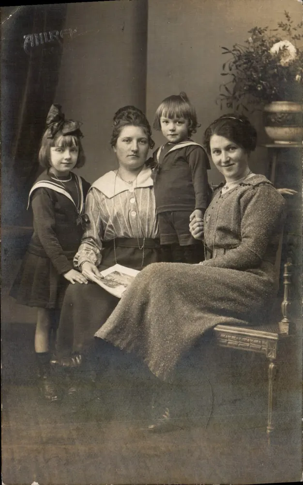 Familie — Fotostudio — Thirch - Vorderseite