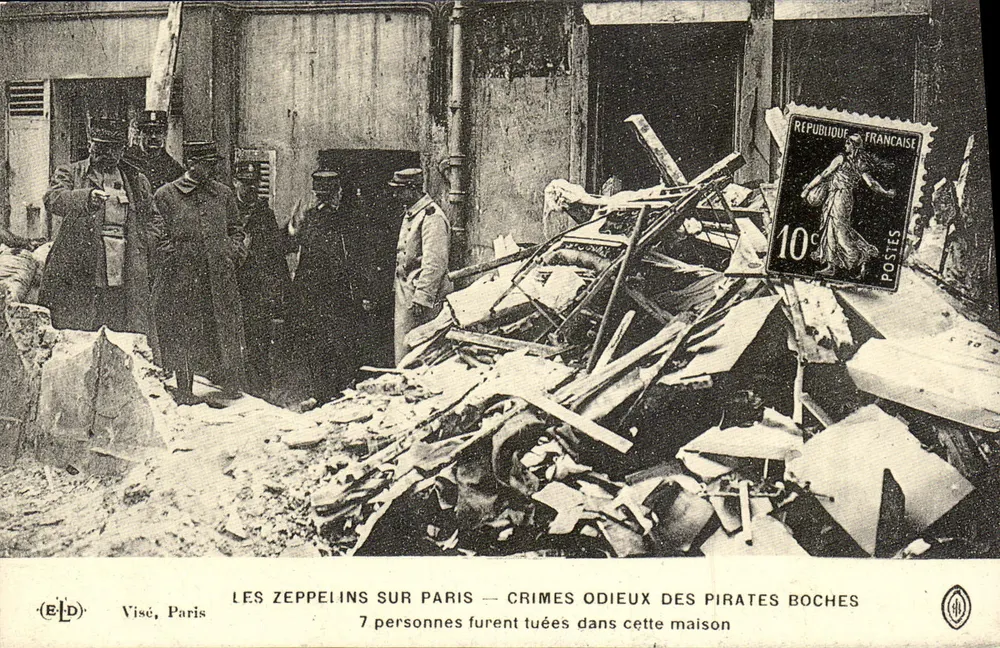 Die Zeppelins über Paris — Die verwerflichen Verbrechen der deutschen Piraten — Visé, Paris - Vorderseite