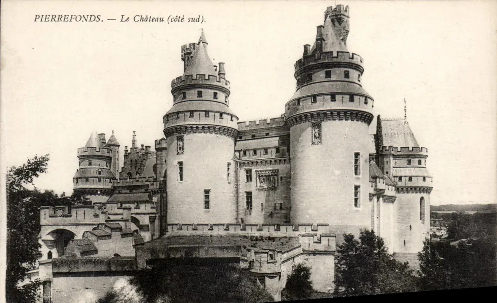 PierreFonds — A Vista do Castelo (lado sul). - Frente