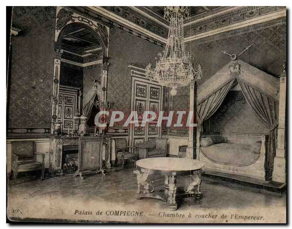 Palacio de COMPIEGNE — Habitación del Emperador - Anverso