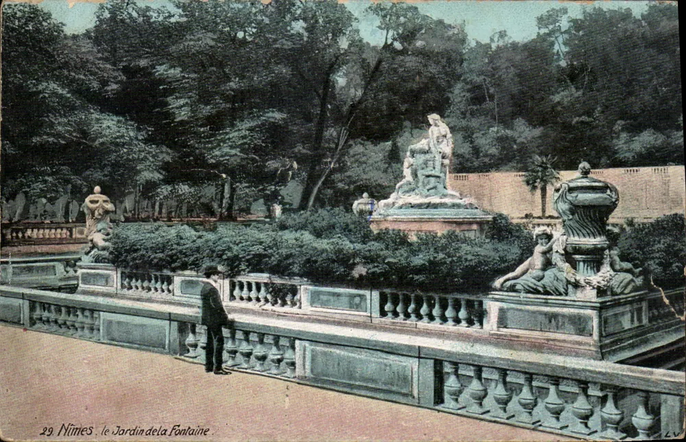 Nîmes, der Garten der Fontaine — Vintage Postcard/Antike Ansichtskarte n°29, Verlag L.V. (L. V. ?) - Vorderseite