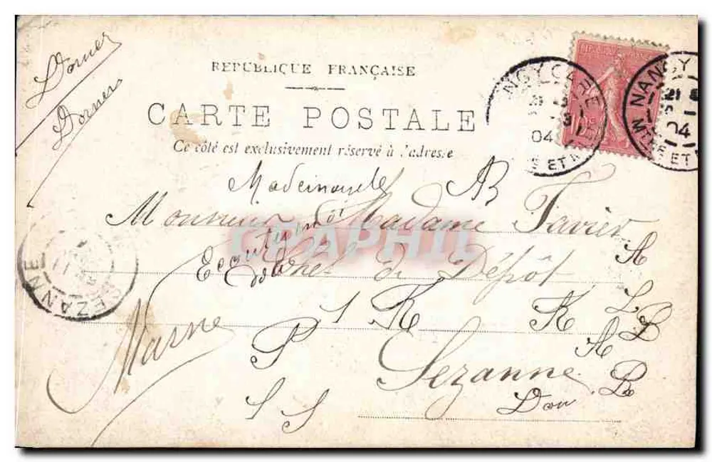 Mulher em vestido escuro — retrato oval — carta postal francesa - Verso