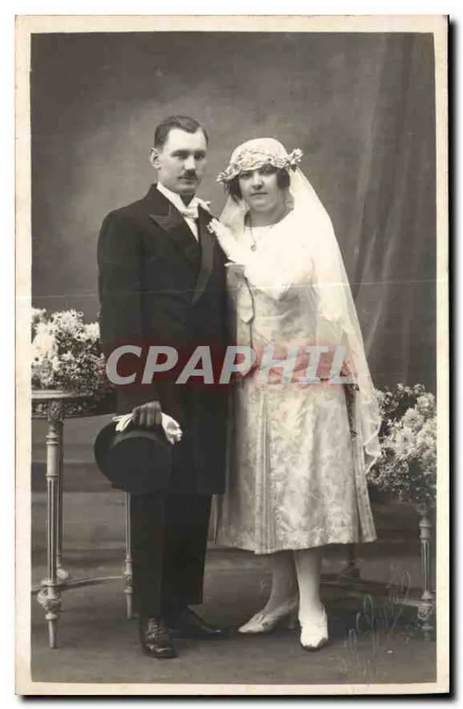 Nehe Hochzeit — Paar in Hochzeitskleidung — anonyme Karteikarte - Vorderseite