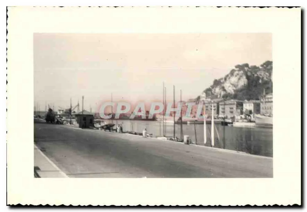 Port Saint-Tropez — widok portu i nabrzeża — wydawca nieznany - Awers
