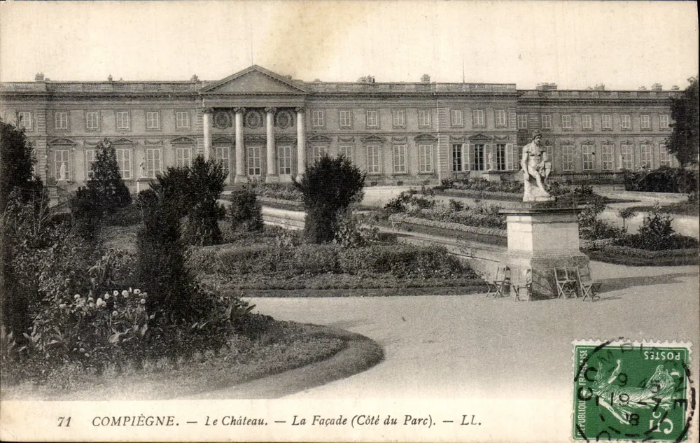 Compiègne — Zamek — Front (Strona Parku) — LL. — nr 71 - Awers
