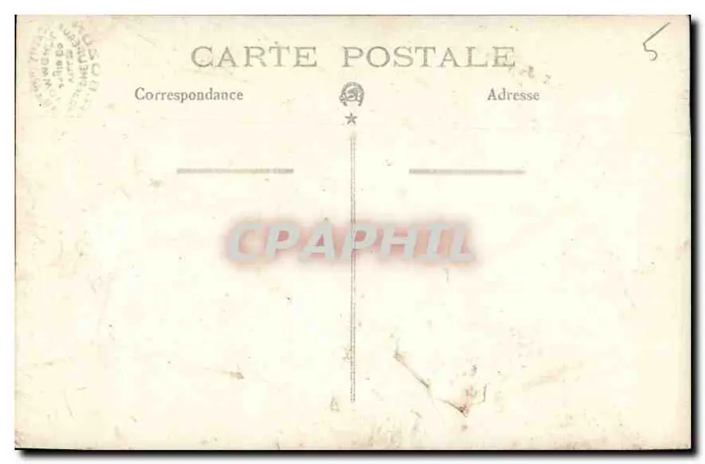 Portrait d'une femme âgée — studio photographique — éditeur non visible - Verso