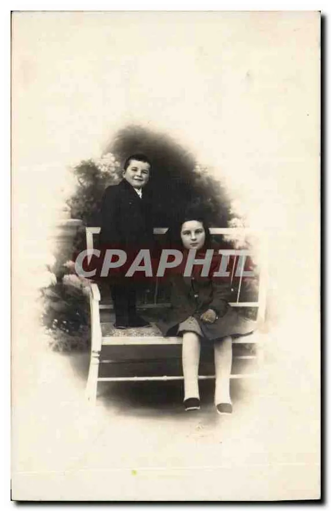 Dois crianças — retrato em banco — P. Charles, Épinal - Frente