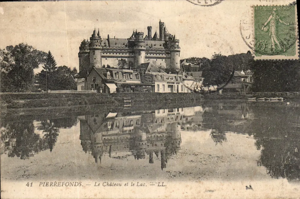 Pierrefonds — O Castelo e o Lago — LL - Frente
