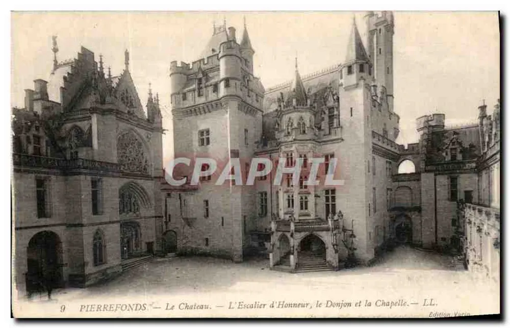 Pierrefonds — Das Schloss — Die Ehrenstiege, der Bergfried und die Kapelle — Edition Varin — Nr. 9 - Vorderseite
