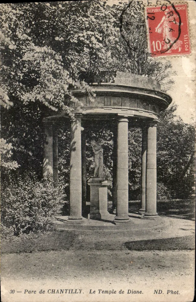 Parque de Chantilly — O Templo de Diana — ND. Fot. - Frente