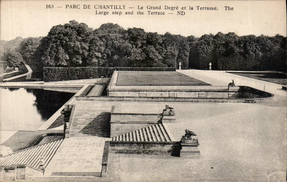 Parc de Chantilly — Der Große Treppenaufgang und die Terrasse — N.D. - Vorderseite