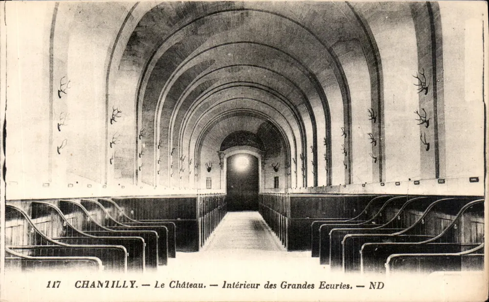 Chanilly — Das Schloss — Innenraum der Großen Ställe — ND - Vorderseite