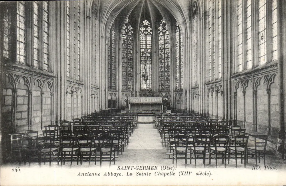 Saint-Germer (Oise) — Ehemalige Abtei. Die Heilige Kapelle (13. Jahrhundert) — ND. Fotografie - Vorderseite