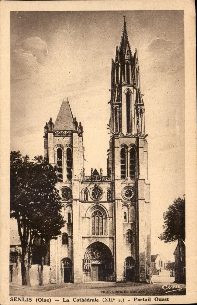 Senlis (Oise) — Die Kathedrale (12. Jahrhundert) — Westportal — Fot. Combier Macon - Vorderseite