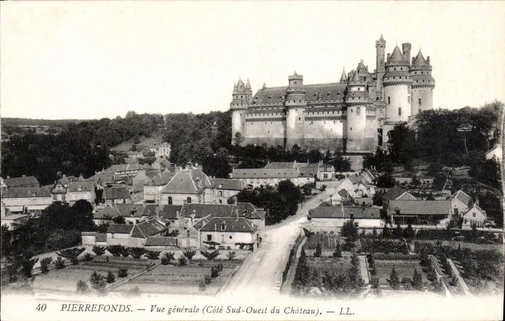 Pierrefonds — Allgemeiner Blick (Südwestseite des Schlosses) — LL, Nr. 40 - Vorderseite