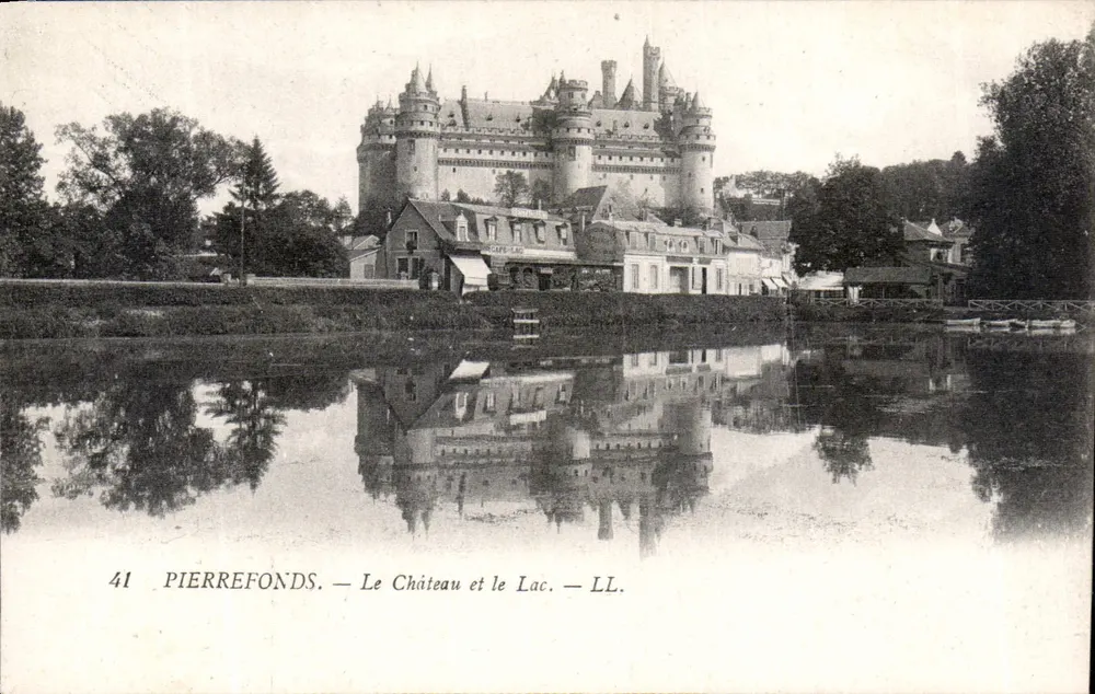 Pierrefonds — O Castelo e o Lago — LL. - Frente
