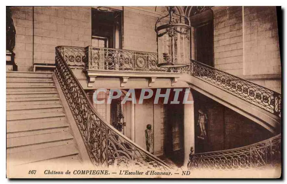 Castelo de COMPIEGNE — A Escada de Honra — ND - Frente