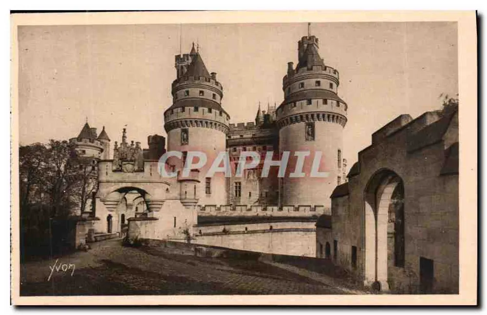 Schloss Pierrefonds (Oise) — Ansicht des Schlosses und der Charlemagne-Türme — Les Éditions d'Art Yvon, Paris - Vorderseite