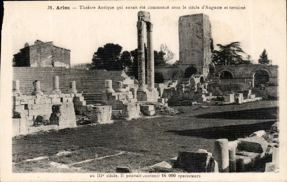 Arles — Antikes Theater — Verlag J. George, n°13 - Vorderseite
