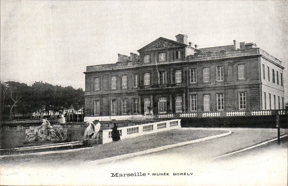 Marselha - Museu Borély — editor Staerck Paris, número de série não visível - Frente