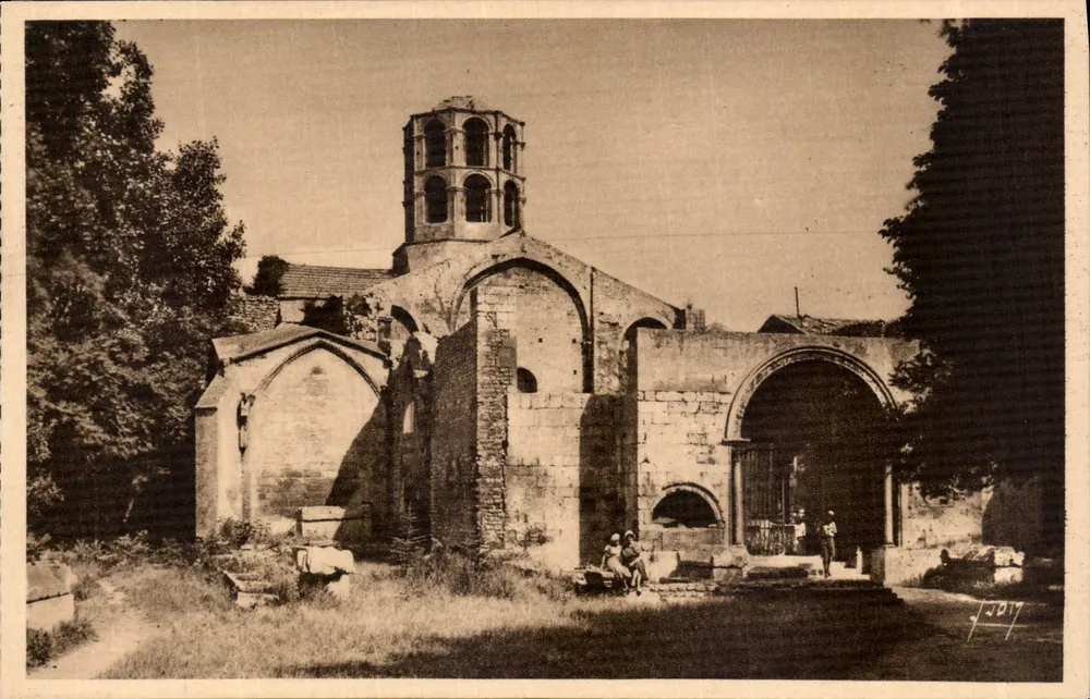 St-Honorat des Aliscamps — Der Eingang — Les Éditions d'Art Yvon, Paris - Vorderseite