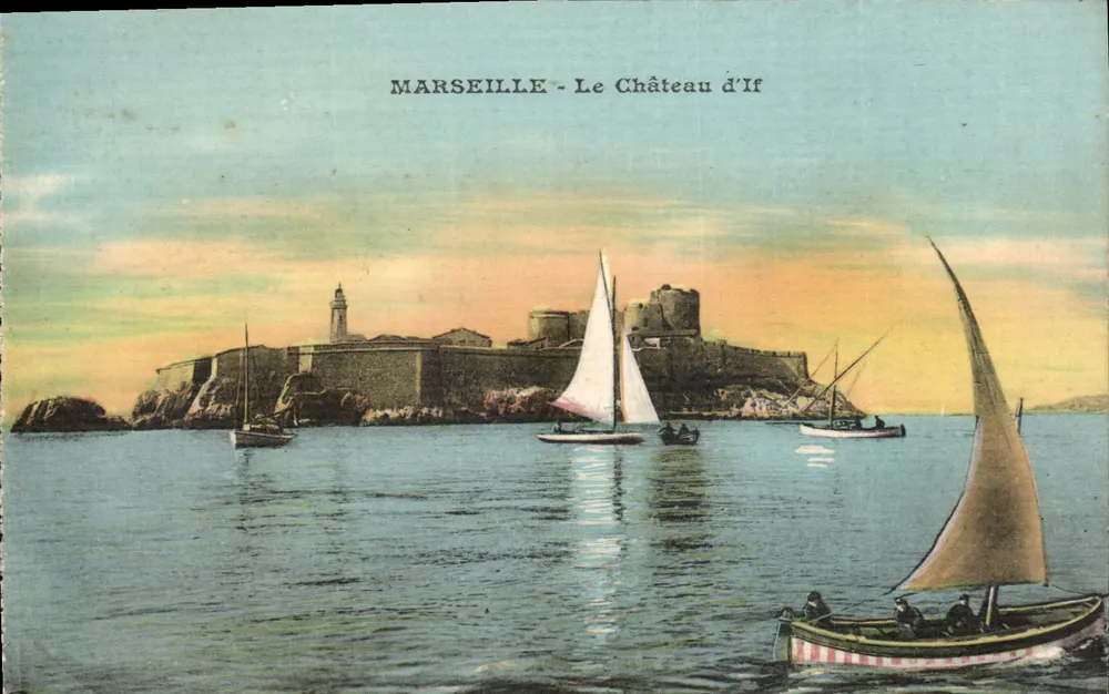 Marseille - O Castelo de If — vista do castelo e dos barcos a vela - Frente