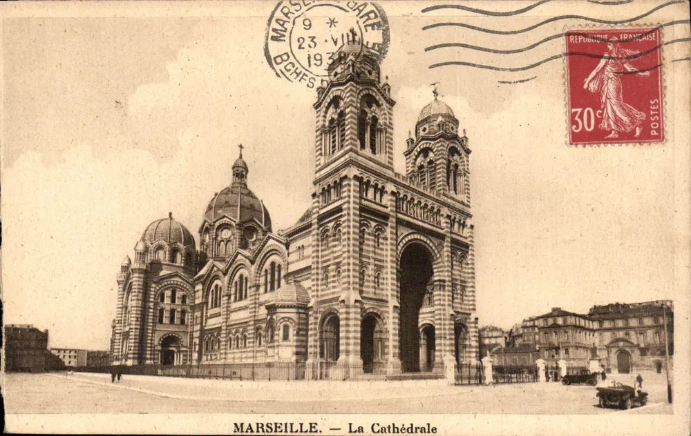 Marselha — A Catedral — Editor desconhecido, número de série não visível - Frente