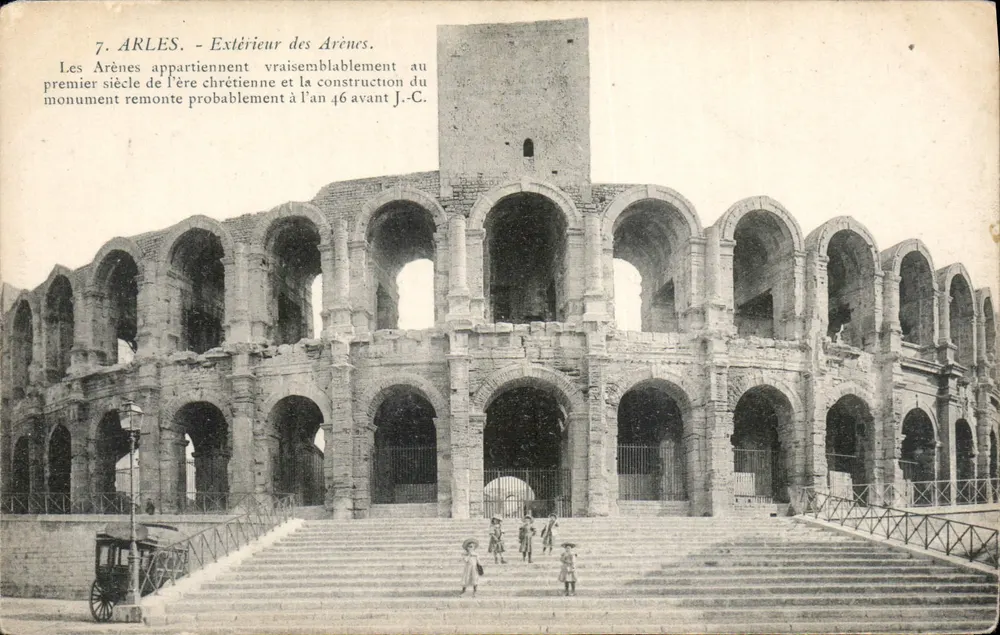 Arles - Exterior das Arênes — Coleção Barveilon, Arles - Frente