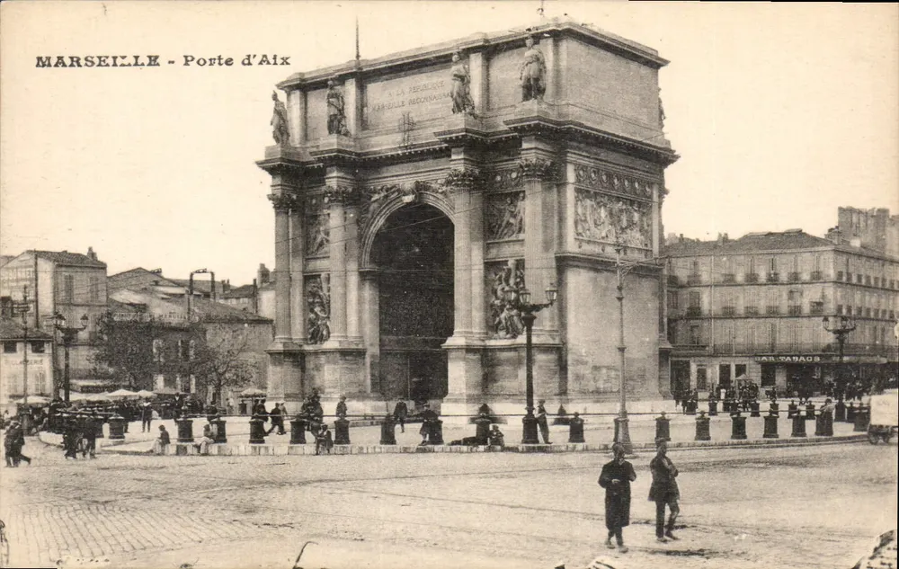Marselha - Porta de Aix — monumento comemorativo à República, editor desconhecido, número de série 13 - Frente