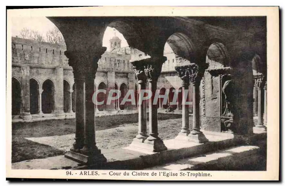 Arles — Cour do Claustro da Igreja de São Trofimé — Edição J. George, Arles, Int. Repj. - Frente